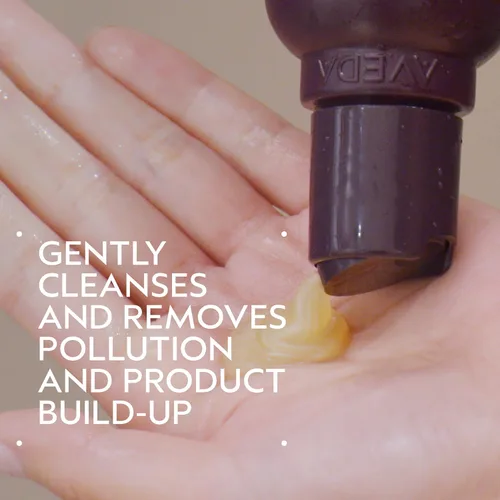 Vista 2 de Aveda Invati Ultra Advanced Exfoliating Shampoo Light & Rich Step 1 of 4 Reduces Hair Loss by 77% for Medium to Thick Thinning Hair Types