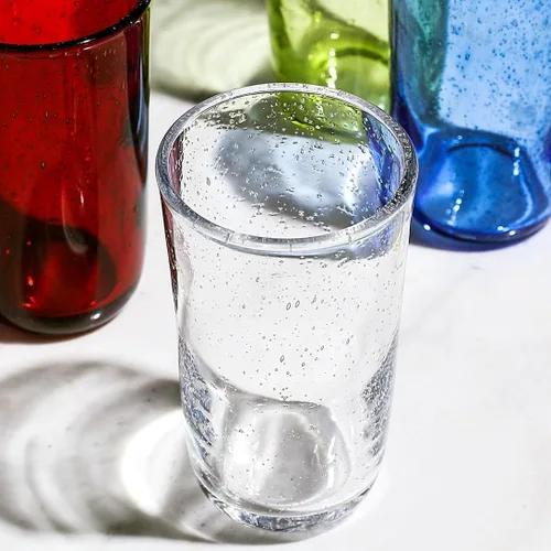 Vista 2 de Vasos de vidrio soplado a mano, vasos de agua de burbujas de colores, 8 onzas, juego de 4