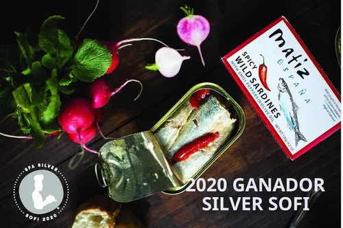Vista 6 de Matiz Sardinas españolas silvestres picantes en aceite de oliva, 4.2 oz, 1