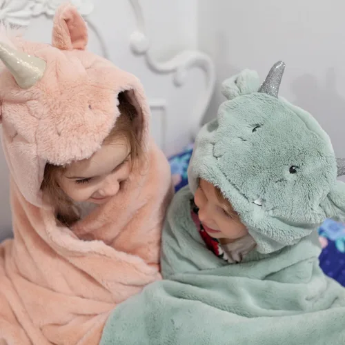 Vista 8 de MON AMI Manta con capucha de dragón Manta de sherpa suave para niños 51 x 28 pulgadas acogedor diseño con capucha para niños pequeños y niños
