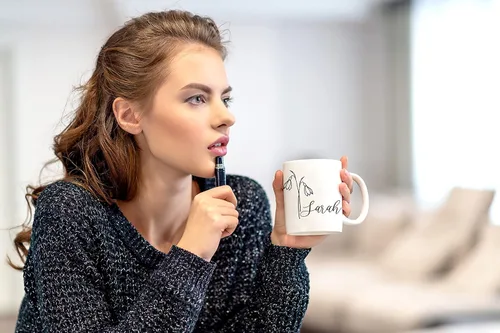Vista 6 de HELLO ACCESORIES Personalized Coffe Mug Initial Coffee Mug Ceremic Cup Personalized Gift Birth Flower Mug Tea Cup Customized Coffee Cup