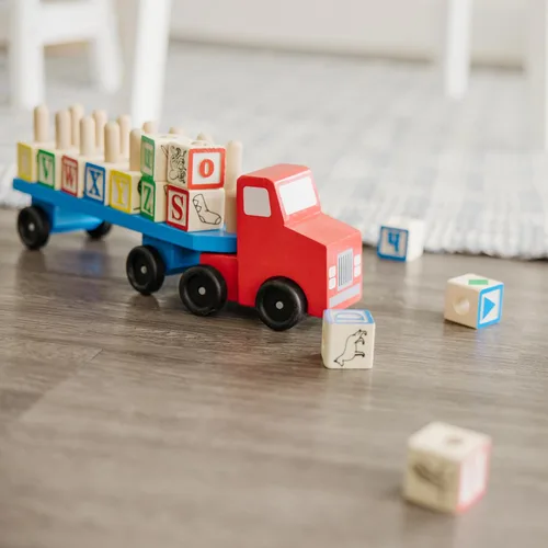 Vista 7 de Melissa & Doug Bloques de alfabeto camión de madera juguete educativo