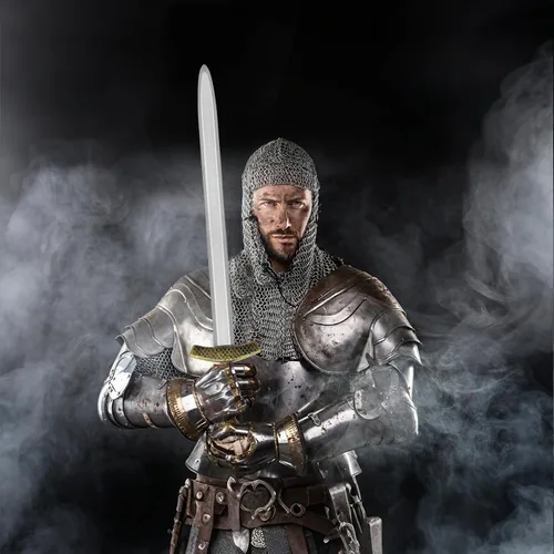 Vista 4 de King Arthur Espada de juguete, espada larga medieval de 35 pulgadas, espada de plástico, accesorios de disfraz de caballero medieval para accesorios