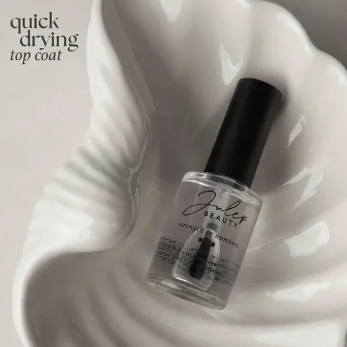 Vista 9 de Julep Color de uñas de secado rápido Fuerza en números Capa base, capa superior y endurecedor de uñas 3 en 1 para un uso más fuerte y duradero