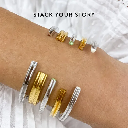 Vista 4 de Stella Valle Anniversary Charm Bracelet - 18K Gold or Rhodium Plated Brass Cuff Bracelets in the Shape of Infinity Symbol Engraved with, "I LOVE YOU