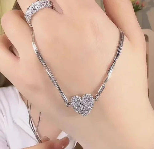 Vista 4 de ADOORO Colgante de amor magnético de doble cara con diamantes de doble cara, collar de pareja con imán creativo, collar magnético