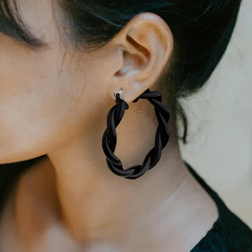 Vista 3 de Juego de 3 pares de aretes de aro grandes y gruesos para mujer, hipoalergénicos, chapados en oro de 14 quilates, gruesos y abiertos, para regalos