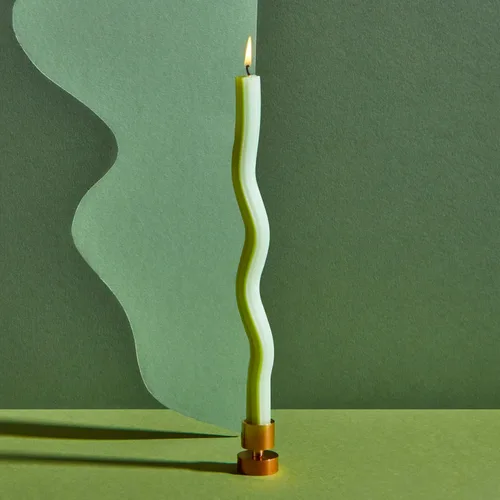 Vista 6 de Wiggle Candles - Velas cónicas de diseño bailarín, colores brillantes, 7/8 pulgadas de diámetro x 11 pulgadas de largo, diseñadas por Lex Pott, Verde