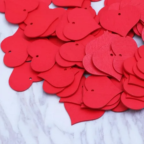 Vista 8 de 100 piezas de corazones de madera roja decorativos en forma de corazón con agujero para colgar para manualidades de bricolaje para decoración