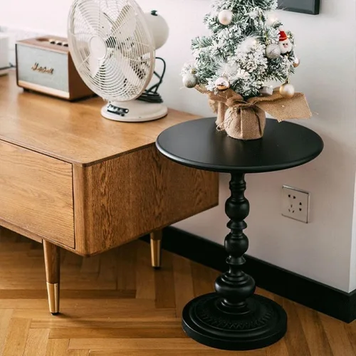 Vista 6 de Elegante mesa auxiliar redonda vintage con elegantes columnas romanas, construcción de metal resistente, perfecta para café, final, té o uso de ocio