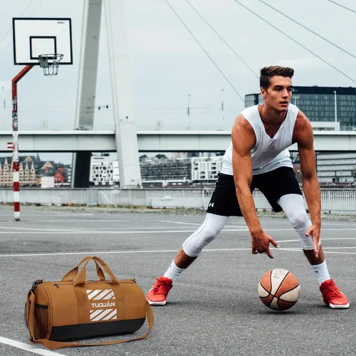 Vista 2 de TUGUAN Bolsas de gimnasio para hombres y mujeres, bolsa de gimnasio con bolsillo húmedo y compartimento para zapatos, bolsa de lona para hombres