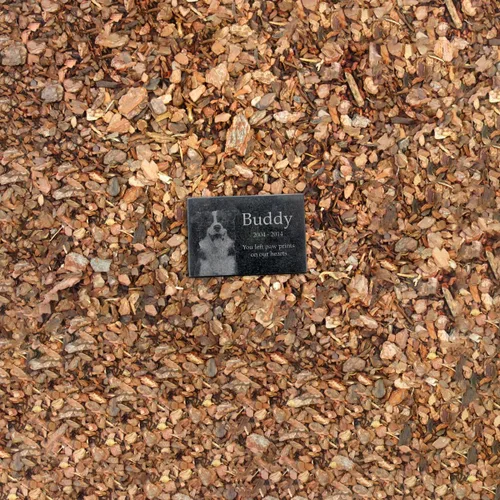 Vista 3 de PlaqueMaker Piedra de granito personalizada: añade tu propio texto y obras de arte. Se puede utilizar como un monumento, piedra de jardín, letrero
