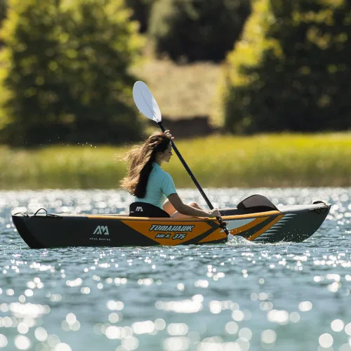 Vista 2 de Aqua Marina - Kayak Tomahawk