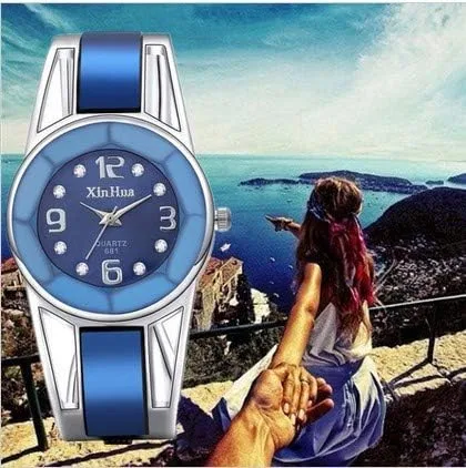Vista 4 de Gosasa Reloj para mujer, diseño impresionante, banda de metal, tamaño pequeño y mediano, brazalete de vestir, 6 pulgadas, juego de regalo con pulsera
