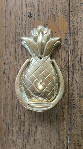 Vista 8 de Tropical Welcome – Aldaba de bronce con piña de Bali, un toque de elegancia tropical para la decoración de tu hogar