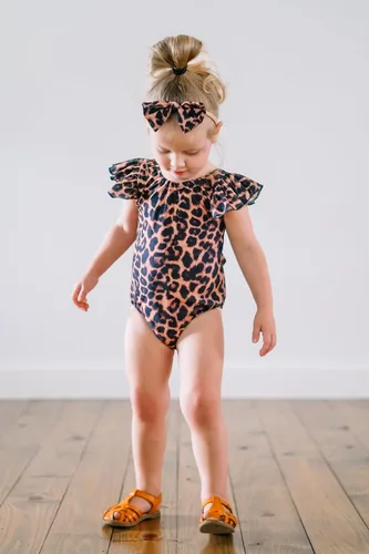 Vista 3 de Traje de baño de una pieza con volantes y escamas de pez de sirena para niña pequeña