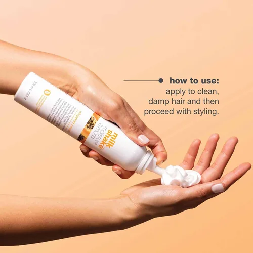 Vista 21 de milk_shake Whipped Cream Leave-In Foam Hydrates and Softens, 6.8 Oz