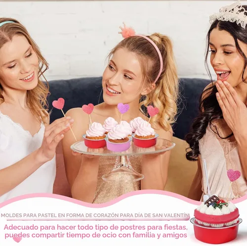 Vista 4 de El juego de 300 moldes para tartas de corazón incluye 3.4 onzas de aluminio desechable de San Valentín, molde para hornear postres, cuchara de Rojo