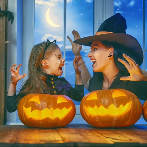 Vista 2 de Halloween Earrings Spooky Ghost Bat Witch Stud Earrings for Women Girls Cute Pumpkin Clay Earrings Set Fun Halloween Holiday Party Jewelry Gifts
