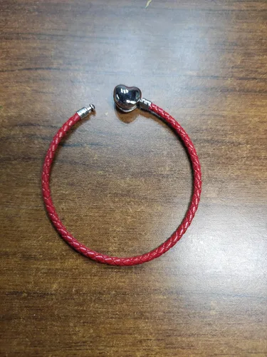 Vista 4 de KunBead Pulseras de cuero con cierre de corazón para mujeres y niñas, para hacer joyas compatibles con abalorios Pandora