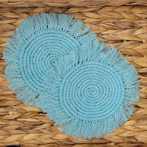 Vista 7 de Posavasos de macramé 100% algodón hechos a mano en la India, elegante y absorbente de 6 pulgadas, juego de posavasos redondos bohemios con borlas