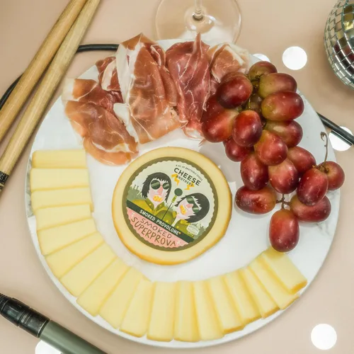 Vista 3 de Cheese Bros Queso mozzarella ahumado Fabricado en Wisconsin Paquete de 8 6 onzas cada paquete