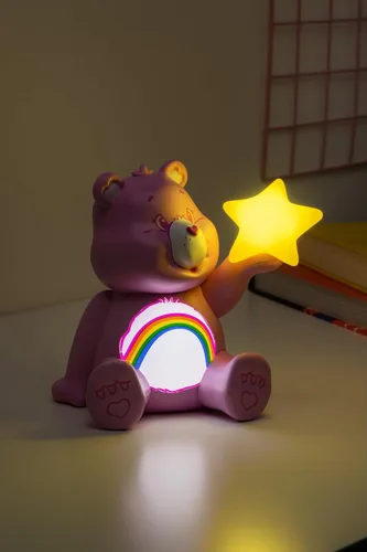 Vista 5 de Paladone Care Bears Cheer Bear GloBuddies Luz Nocturna, Lámpara LED 3D de Ambiente Oficial, Alimentada por Batería para Dormitorio y Escritorio