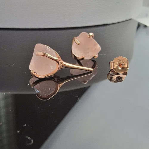 Vista 30 de Aretes de piedra preciosa natural en bruto con oro rosa sobre plata de ley 925, 6 a 0.276 in, regalo de piedra de nacimiento de calidad genuina