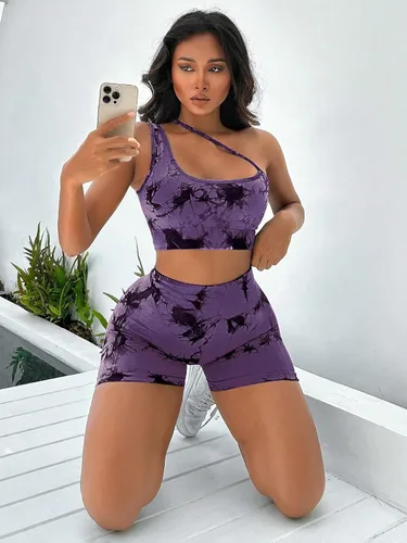 Vista 5 de SOLY HUX Conjunto de entrenamiento para mujer, 2 piezas, sin costuras, con un hombro, brasier deportivo, pantalones cortos de cintura alta