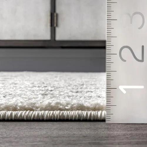 Vista 2 de Nuloom Camila - Alfombra de pasillo duradera para dormitorio, sala de estar, comedor, estudio, vestíbulo, entrada, 2 x 6 pies, color blanco