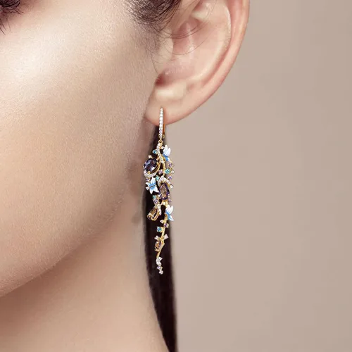Vista 5 de Santuzza Aretes largos chapados en oro rosa de 14 quilates con forma de racimo de uva, para mujer