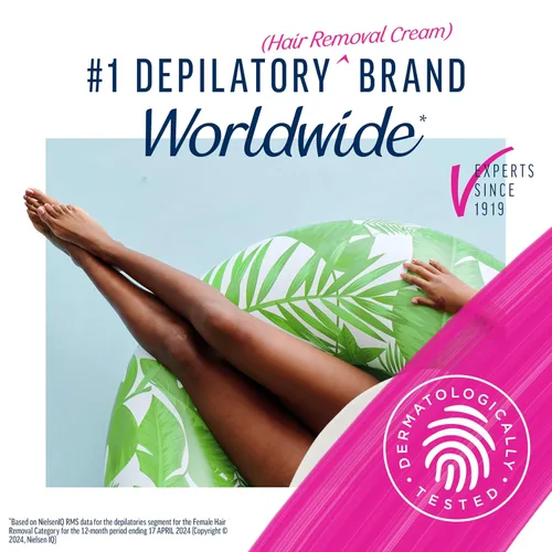 Vista 2 de Depilatorio, Crema depilatoria Veet Gel Sensitive, 13.5 onzas, Fórmula sensible con Aloe Vera y Vitamina E (paquete de 1)