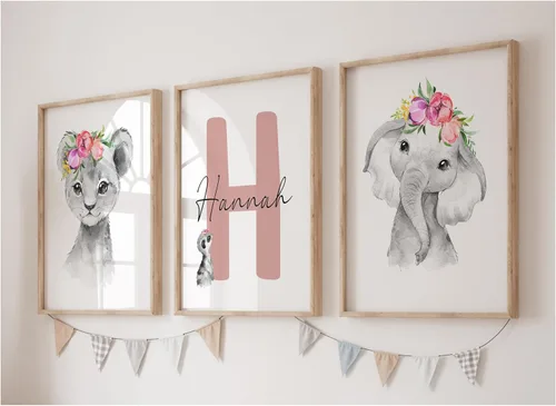 Vista 2 de Juego de arte de pared personalizado de safari para guardería, impresiones de animales de la selva con nombre personalizado, imágenes de decoración