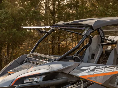 Vista 5 de SuperATV - Parabrisas UTV de policarbonato resistente a los arañazos de 1/4 pulgadas para CFMoto ZForce 950 2020-2022 Posiciones completas, medias