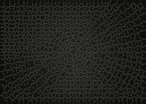Vista 2 de Ravensburger - Krypt Black - Rompecabezas de 736 piezas - Un verdadero desafío de rompecabezas - Solo una pizca de cambio de color degradado negro