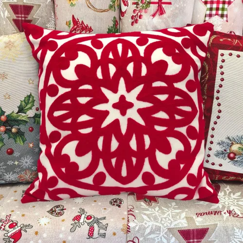 Vista 33 de Alysheer Funda de almohada decorativa bordada de 18 x 18 pulgadas, acogedora y fresca funda de cojín bohemia con diseño de mandala chic de punto