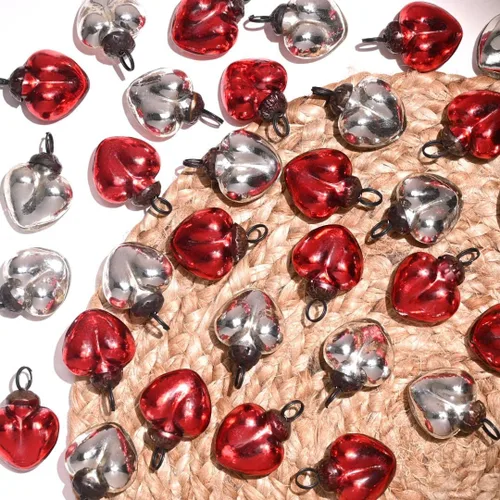 Vista 10 de 25 adornos de Navidad de cristal con forma de corazón azul, decoraciones para el día de San Valentín y árbol de Pascua