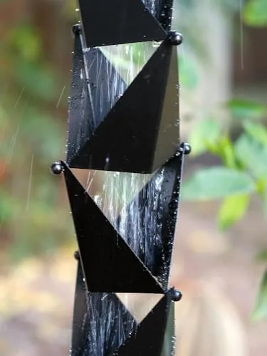 Vista 2 de Cadena de lluvia Origami - Negro - 11 pies
