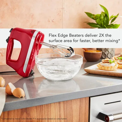 Vista 3 de KitchenAid Batidora de mano de 6 velocidades con batidores de borde flexible + batidora de mano con cable de velocidad variable KitchenAid Empire Red