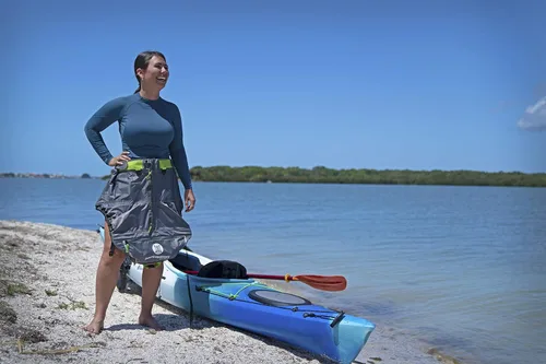 Vista 6 de Perception Truefit Spray Skirt Falda de spray para kayak para sentarse dentro de kayaks