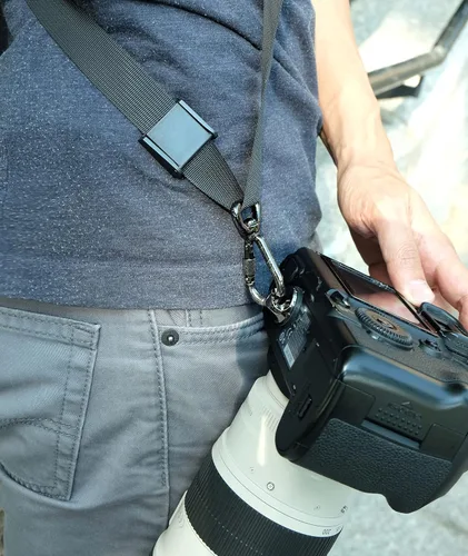Vista 7 de Fotasy Correa de diseño ergonómico para cámara, correa ajustable para el cuello de la cámara, con liberación rápida y correa de seguridad