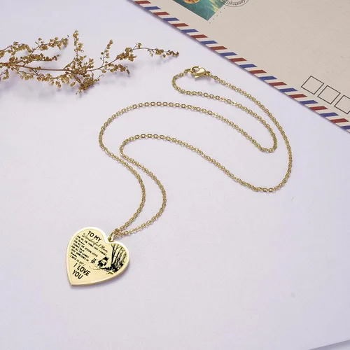 Vista 3 de Ralukiia Llavero con collar de texto en inglés To My Wonderful Mom, regalos para mamá de hijo o hija, regalo de cumpleaños para mamá de hijo, regalo