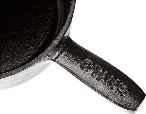 Vista 5 de Staub Mini olla de fondue de queso de hierro fundido de 12 onzas, negro mate, fabricada en Francia