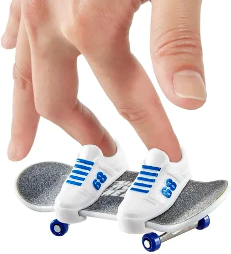 Vista 5 de Hot Wheels Skate Board 6 Shoe 2 DC 6 Vehículo de juguete para niños a partir de 5 años