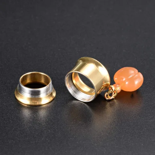 Vista 4 de COOEAR - 1 par de tapones de rosca y túneles con diseño de calavera y pendientes a juego con expansor.