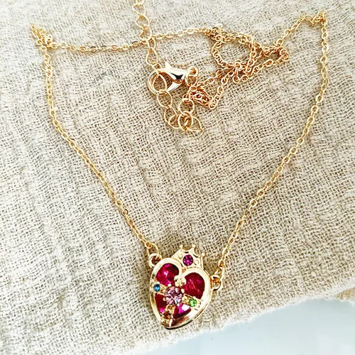 Vista 5 de POYAMUSE Collar con colgante de estrella guardiana de anime para mujeres, joyería de cosplay Corona