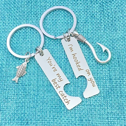 Vista 4 de xyqcy Llavero para parejas, regalo de aniversario para novio, novia, marido, esposa, I'm Hooked on You You're My Best Catch, juego de llaveros