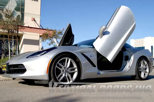Vista 5 de Juego de puertas verticales estilo Lambo de Vertical Doors, Inc para Chevrolet Corvette C-7 2014-2016