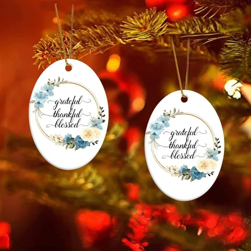 Vista 8 de Adornos de Navidad con cita de corona de flores, adorno ovalado de porcelana de Grateful Thankful Blesed, decoración de árbol de Navidad, regalos