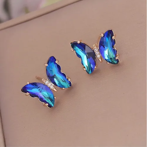 Vista 3 de Collar de mariposa para mujeres y niñas, minimalistas con circonitas cúbicas y dije de mariposa, gargantilla, lindo juego de joyería de mariposa